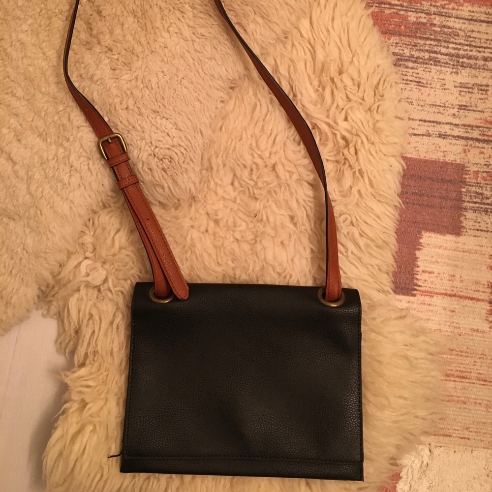 Carlos Santana Crossbody Bag - Super soft leather!!
